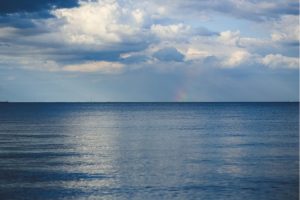El océano podría producir electricidad incluso cuando el viento está en calma